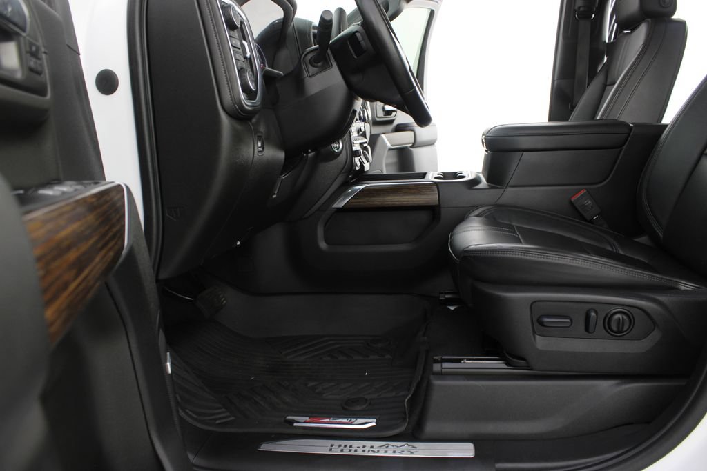 Used 2023 Chevrolet Silverado 3500 High Country AWD/4WD image 19