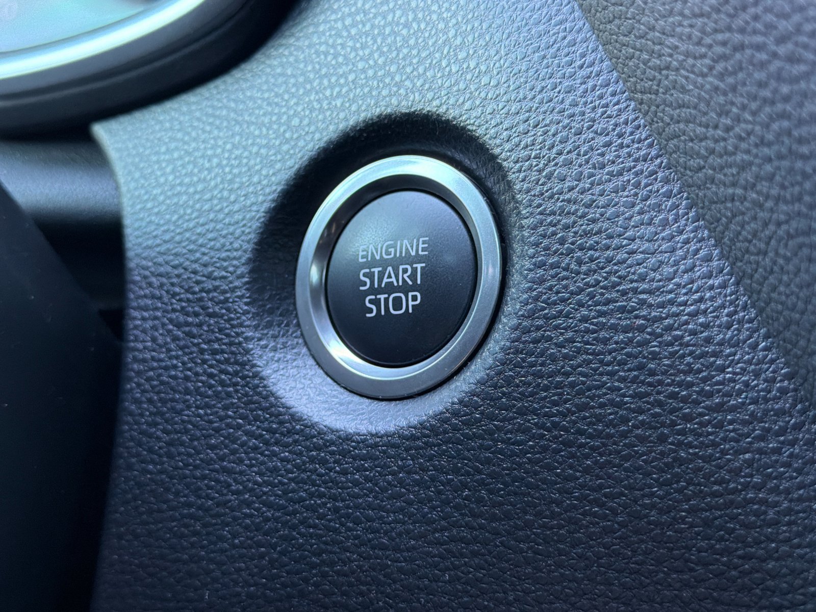 Used 2026 Toyota Corolla SE FWD image 21