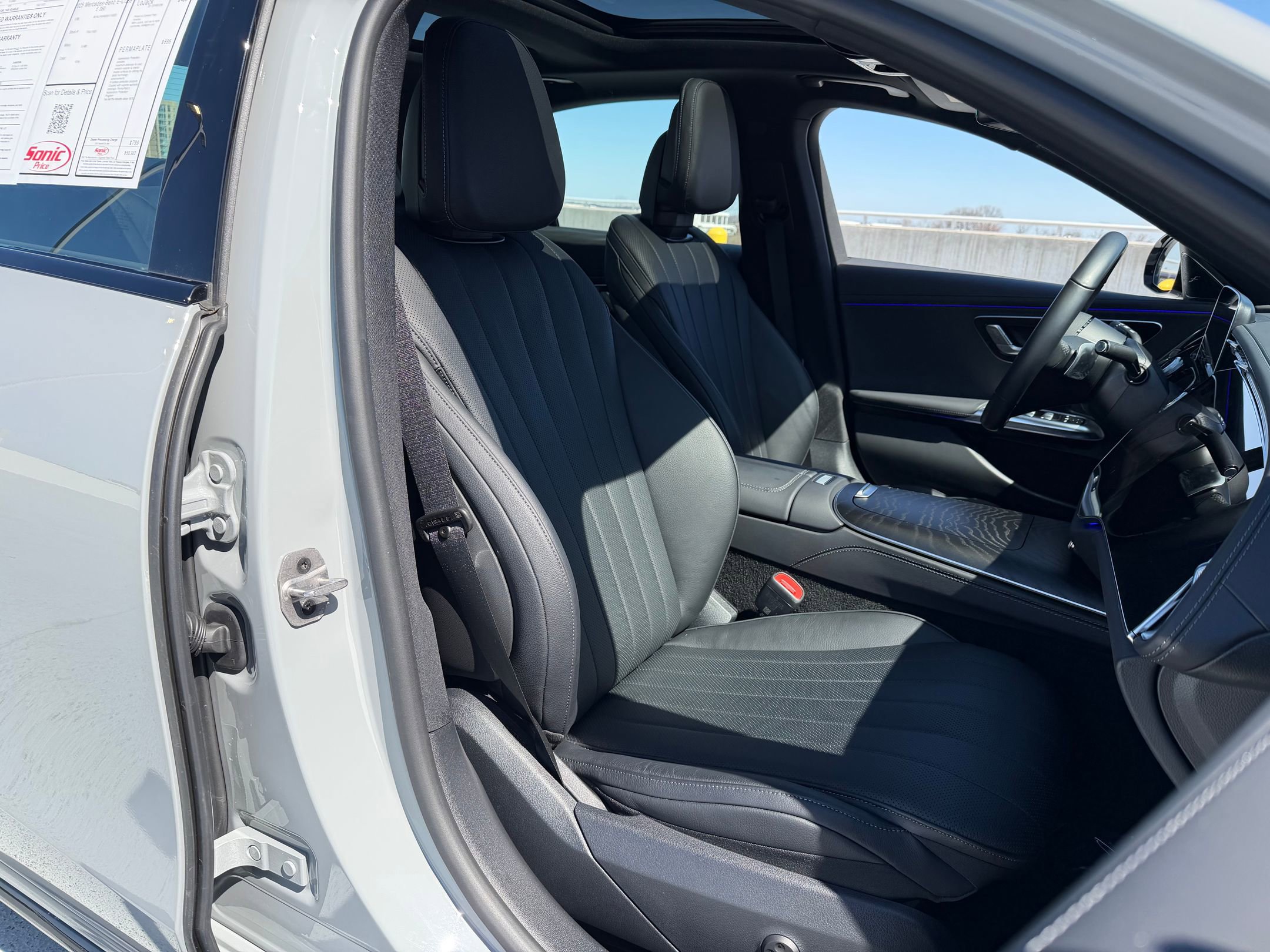 Used 2025 Mercedes-Benz E 350 4MATIC Sedan image 13