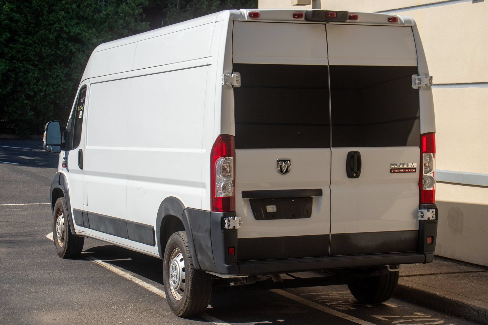 Used 2019 RAM ProMaster 2500 FWD image 5