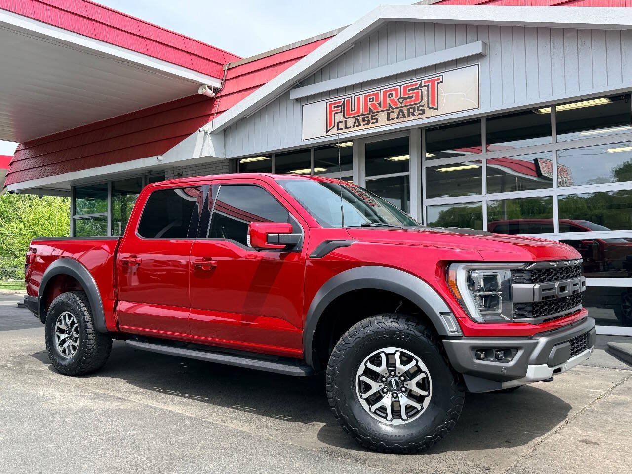 Used 2022 Ford F150 Raptor w/ Equipment Group 801A High AWD/4WD video 1