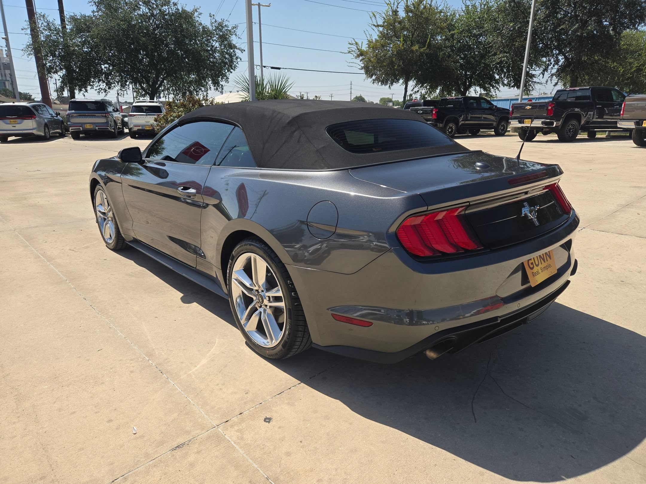 Used 2019 Ford Mustang Premium w/ Pony Package RWD image 5