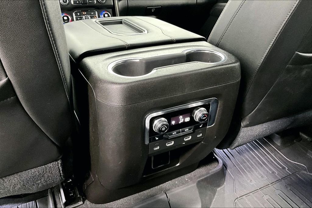 Used 2021 GMC Yukon XL AT4 w/ AT4 Premium Plus Package image 31