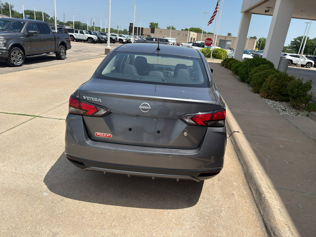 Used 2024 Nissan Versa S FWD image 6