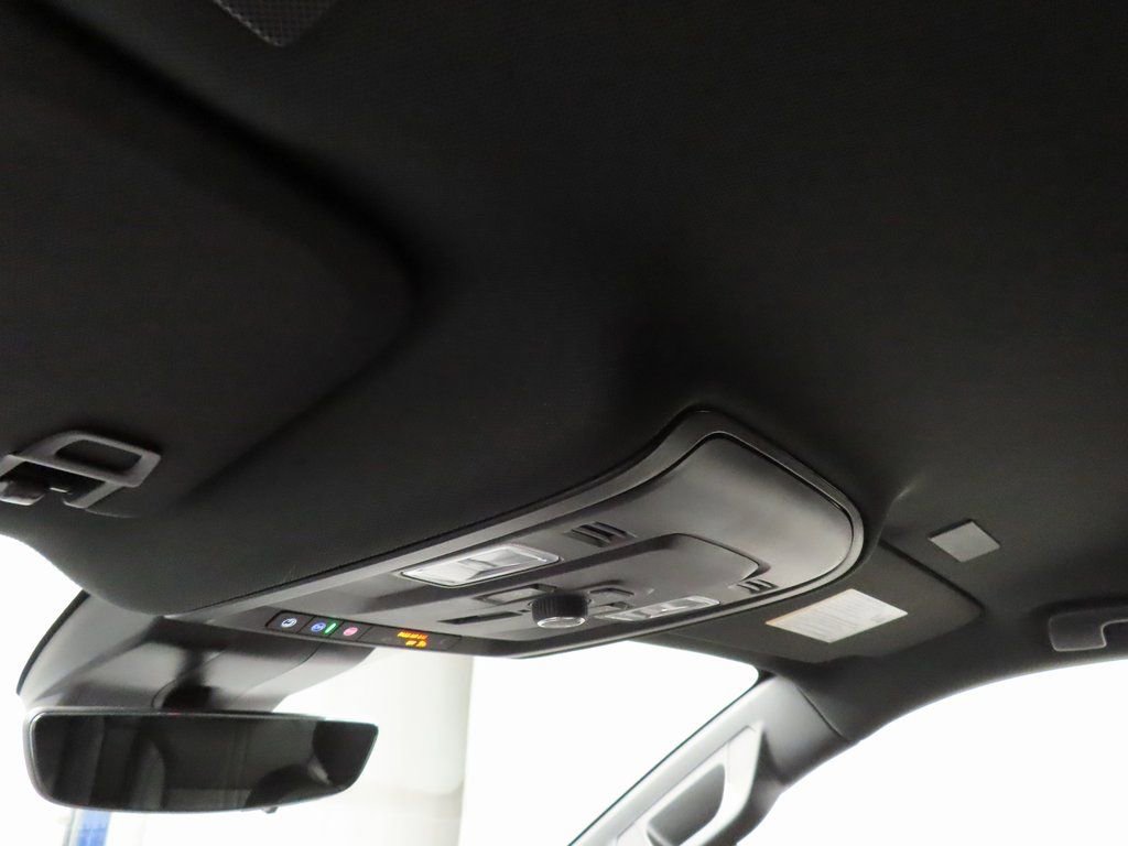 Used 2025 Chevrolet Tahoe High Country image 28