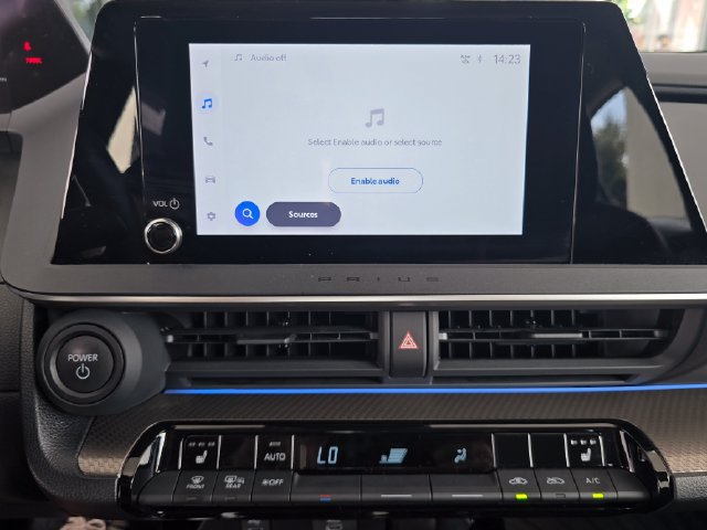 Used 2026 Toyota Prius XLE FWD image 11