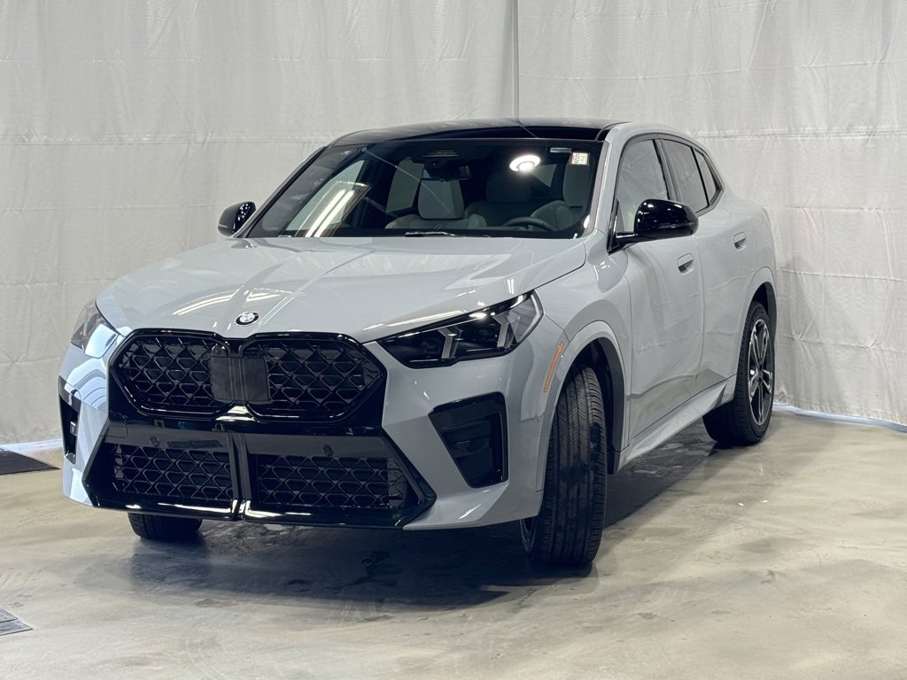 New 2026 BMW X2 xDrive28i w/ Technology Package image 3