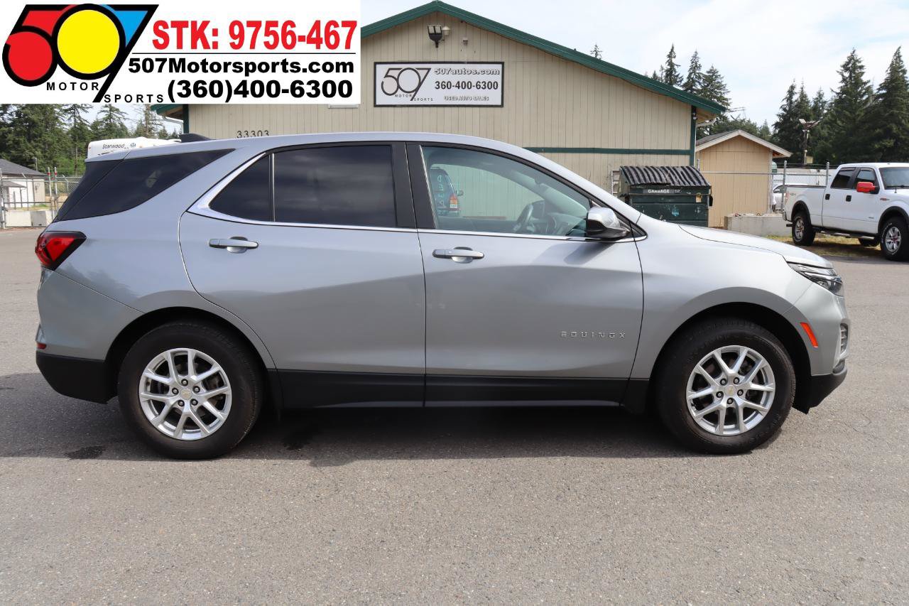 Used 2023 Chevrolet Equinox LT w/ Driver Convenience Package AWD/4WD image 9