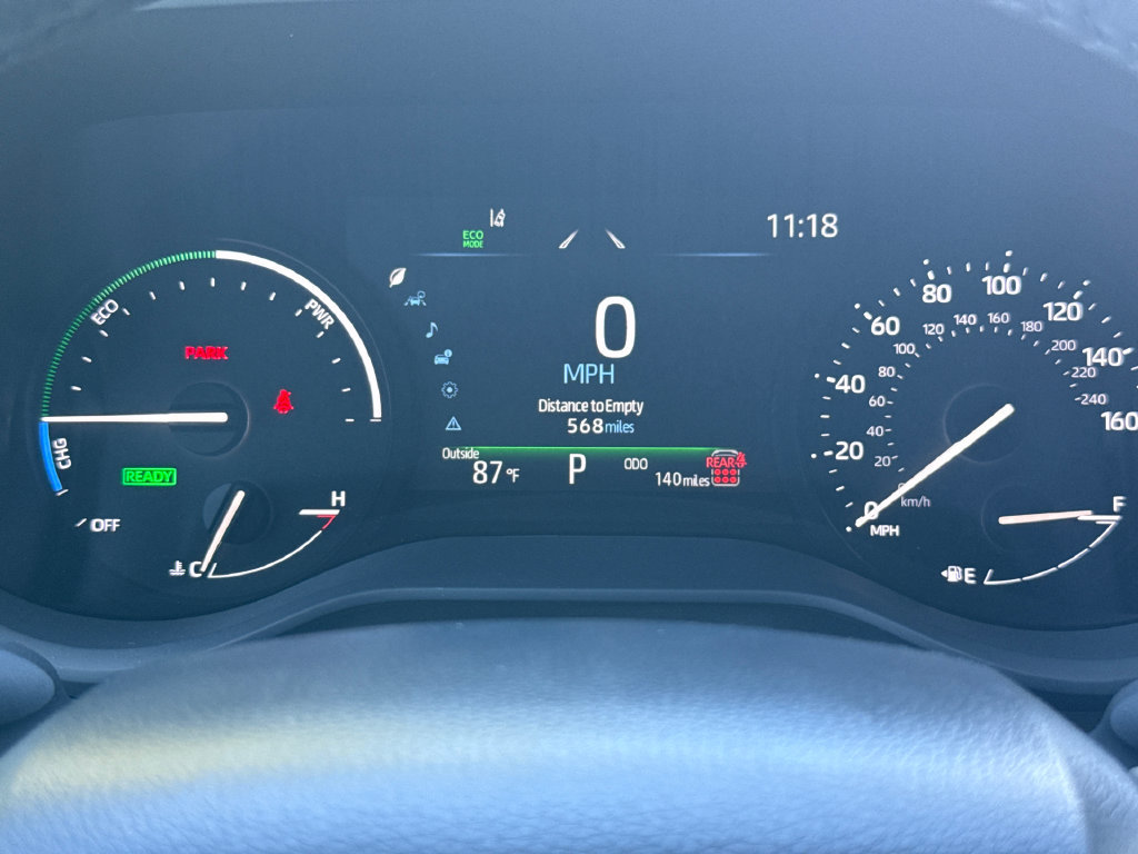 Certified 2026 Toyota Sienna XLE FWD image 33