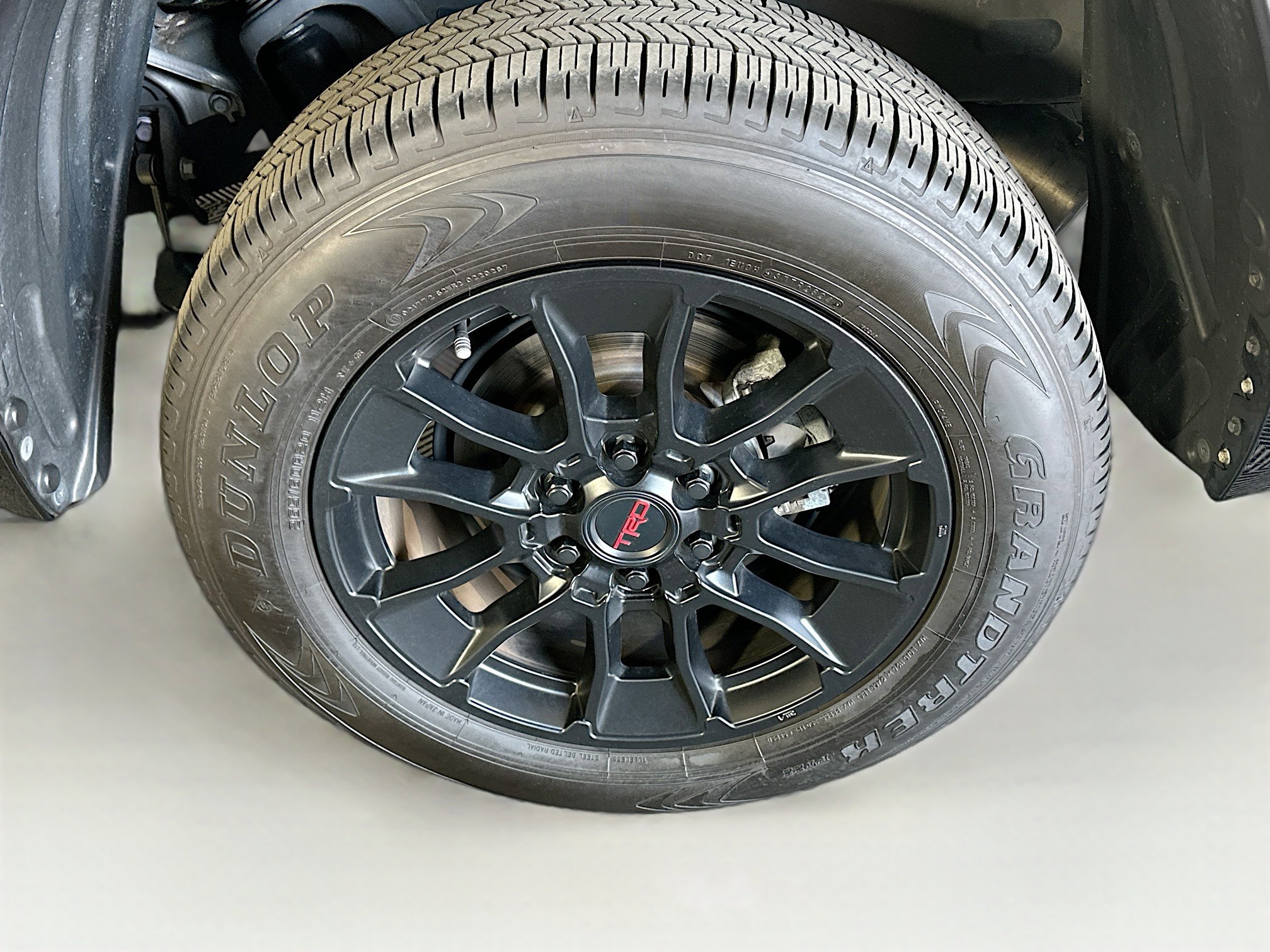 Used 2023 Toyota Tundra SR5 w/ SR5 Convenience Package AWD/4WD image 11