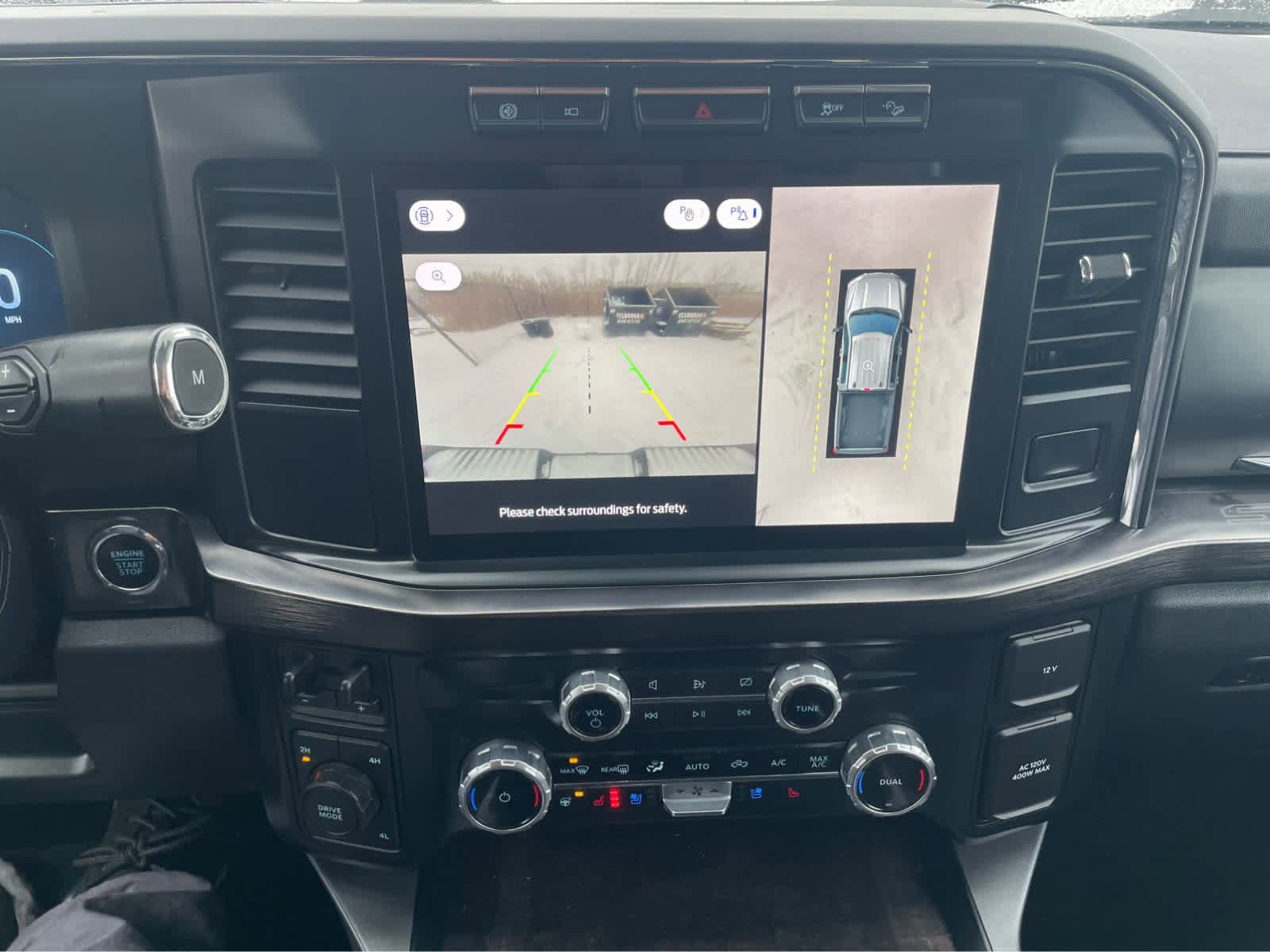 Used 2023 Ford F250 Lariat w/ Chrome Package image 25