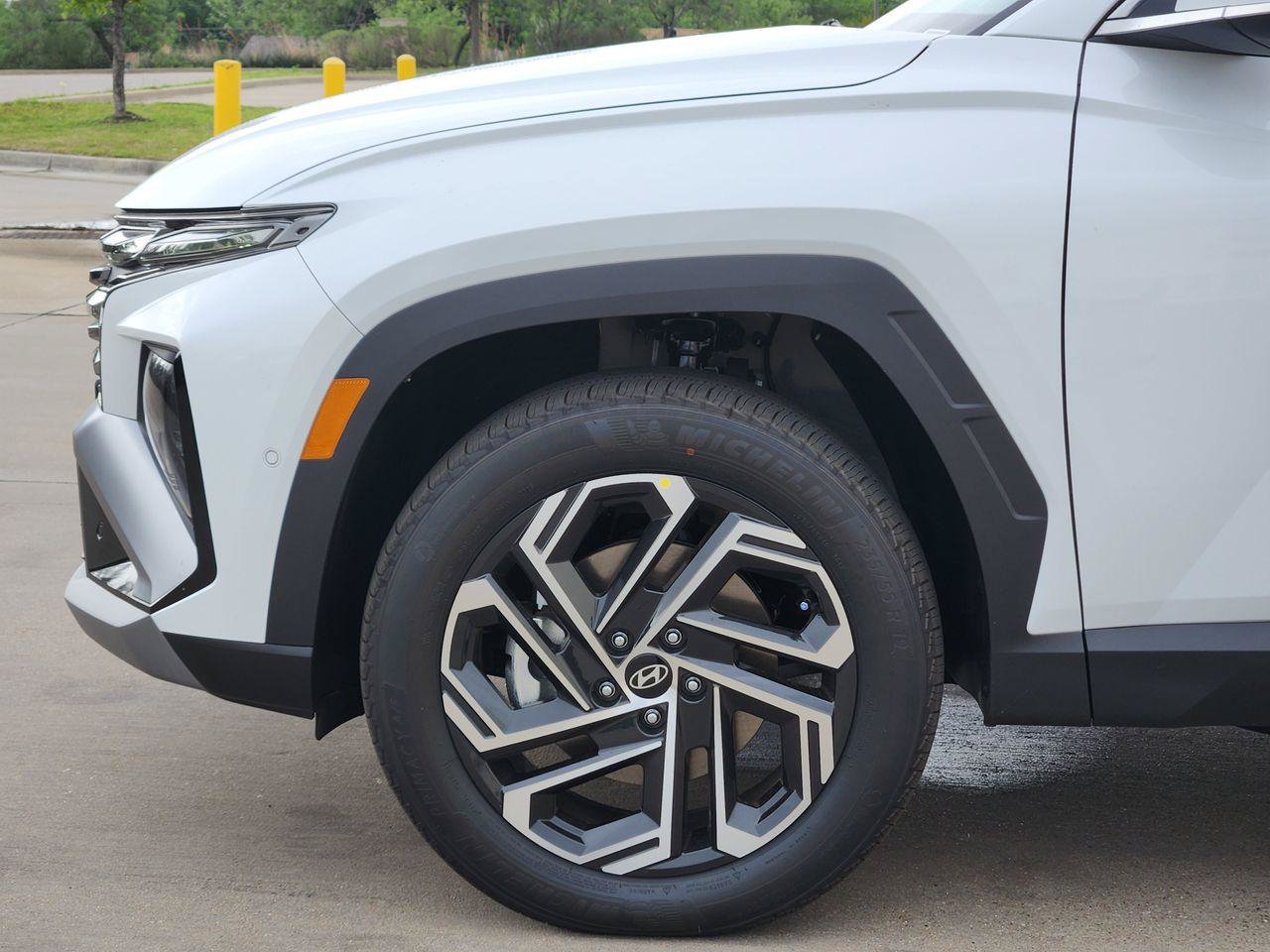 New 2026 Hyundai Tucson Limited AWD/4WD image 5