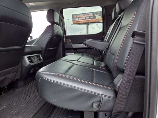 Used 2024 Ford F250 Lariat w/ Lariat Ultimate Package AWD/4WD image 6