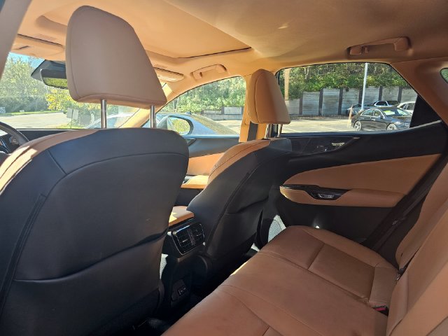 Used 2023 Lexus NX 350 AWD image 8