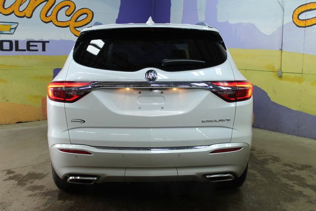 Used 2019 Buick Enclave Essence w/ Sun And Navigation Package image 7