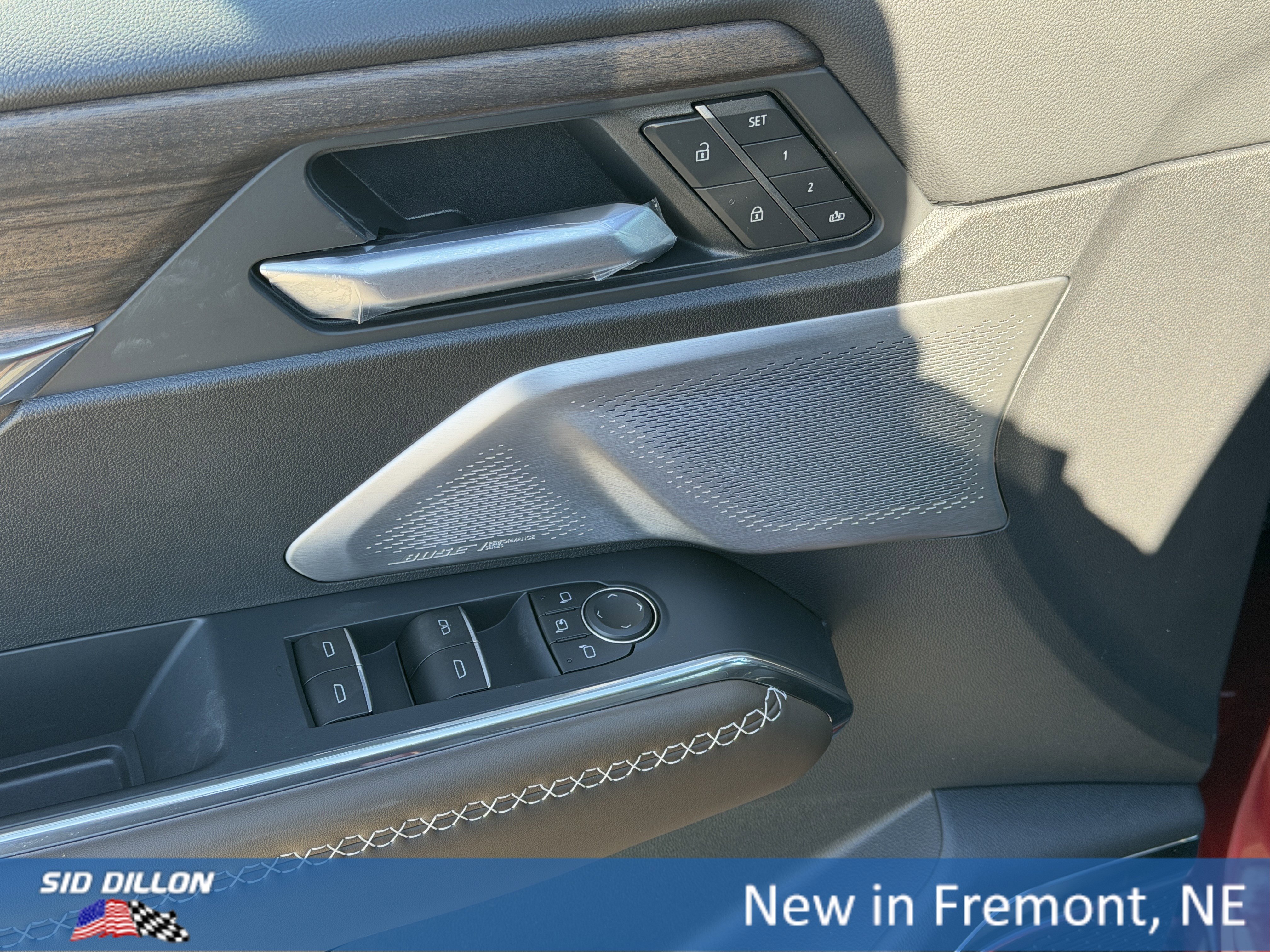 New 2026 GMC Acadia Denali Ultimate w/ LPO, Floor Liner Package image 17