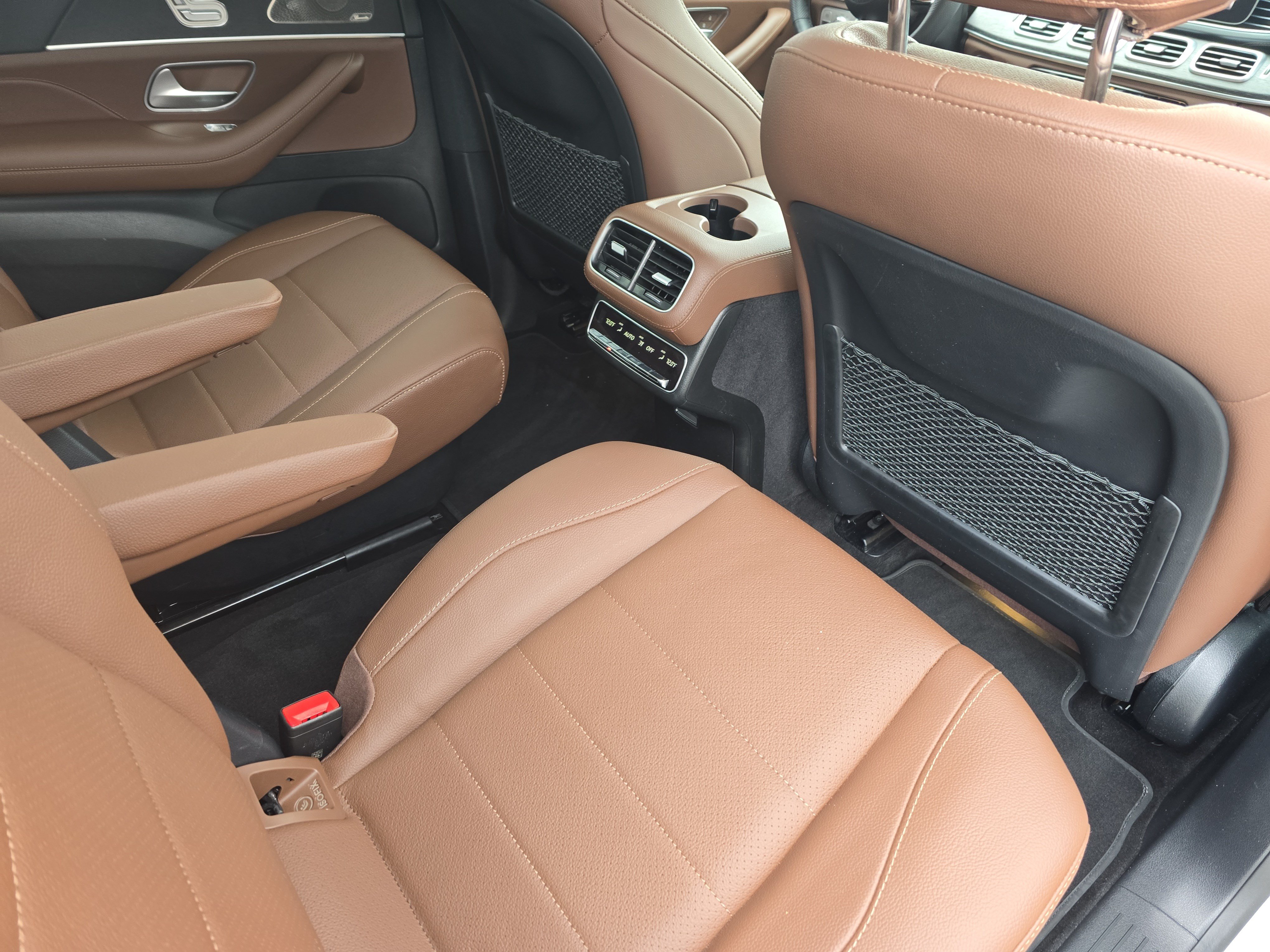 Used 2024 Mercedes-Benz GLS 450 4MATIC image 11