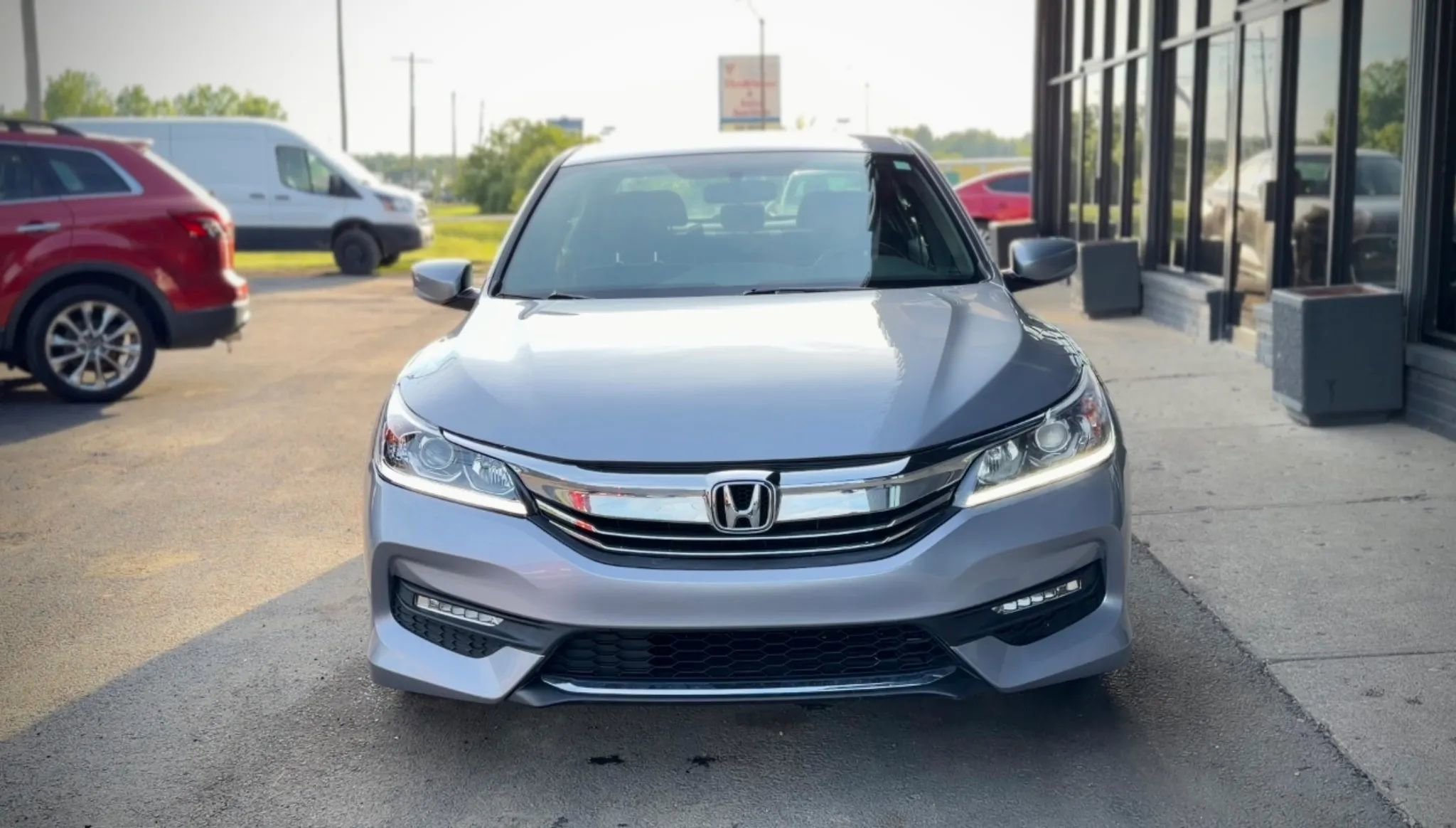 Used 2017 Honda Accord Sport image 6
