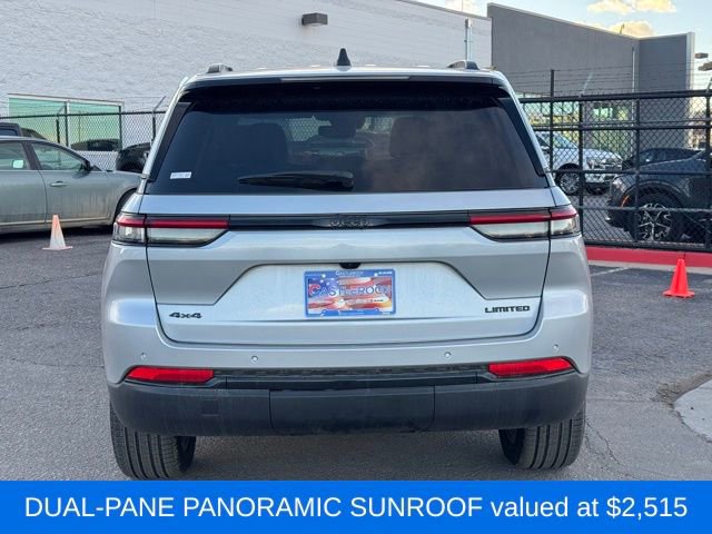 Certified 2024 Jeep Grand Cherokee Limited w/ Black Appearance Package image 4