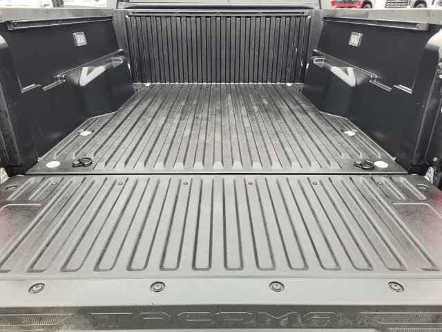 Certified 2024 Toyota Tacoma SR w/ SR Upgrade Package AWD/4WD image 33