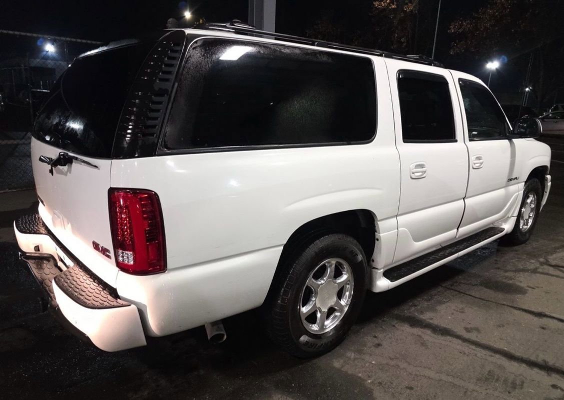 Used 2006 GMC Yukon XL Denali image 3