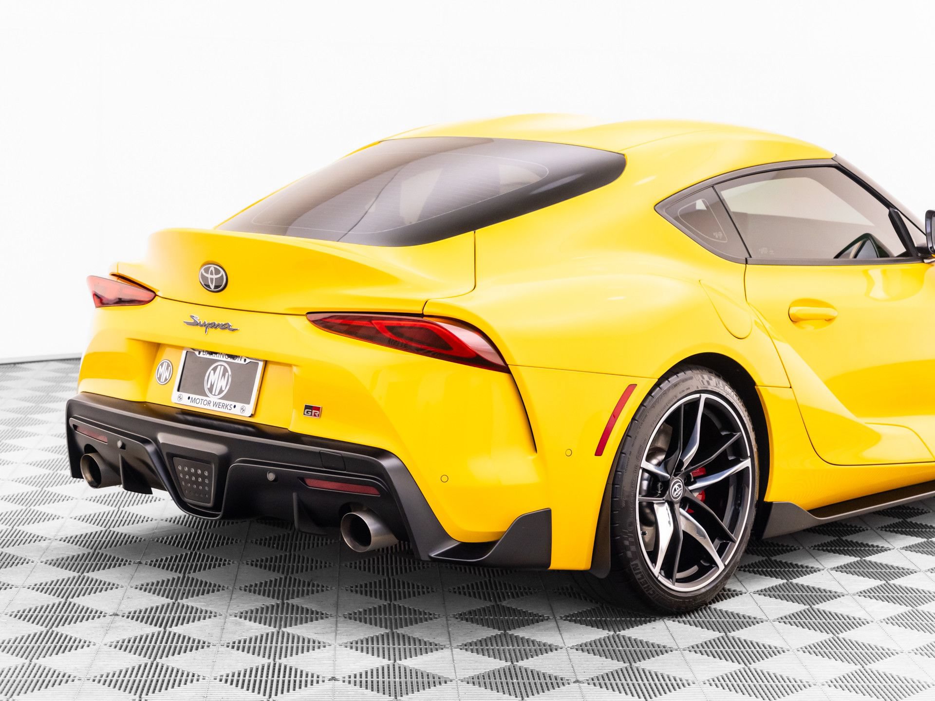 Used 2021 Toyota Supra Premium w/ Driver Assist Package RWD image 31
