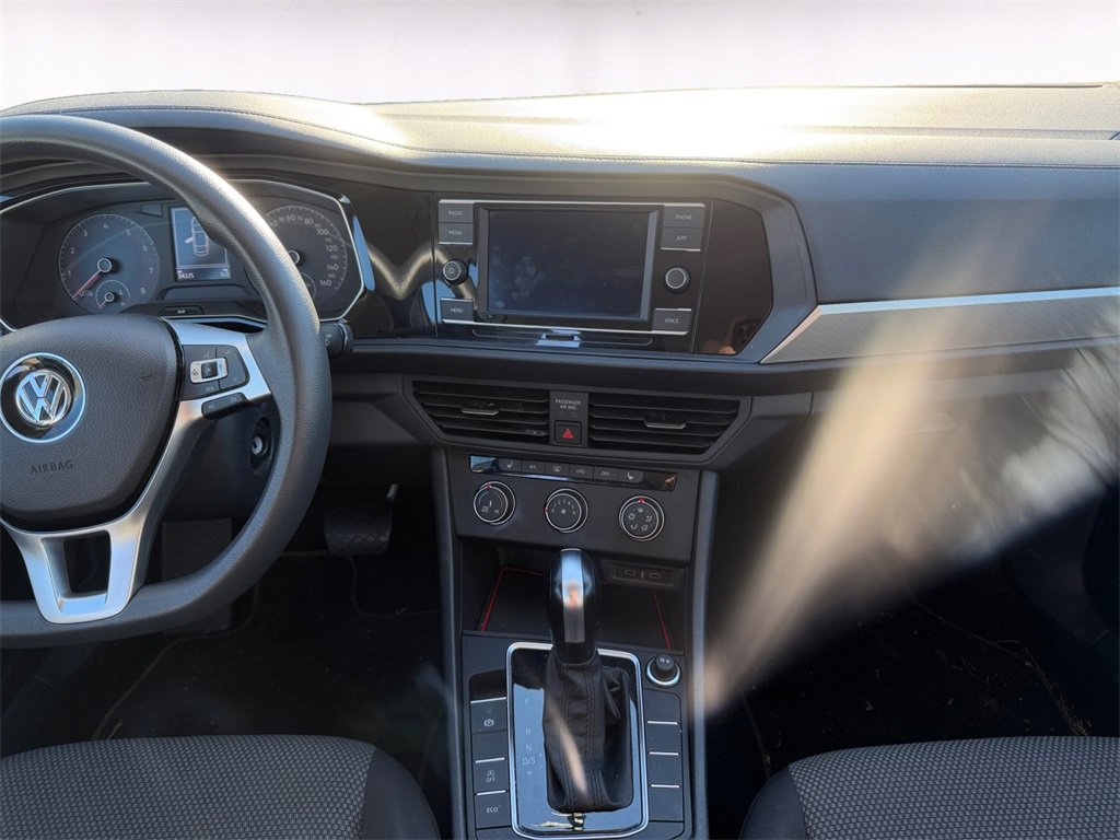 Used 2021 Volkswagen Jetta S image 10