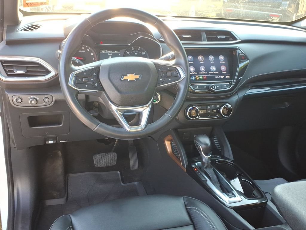 Used 2023 Chevrolet TrailBlazer ACTIV w/ Sun and Liftgate Package AWD/4WD image 19