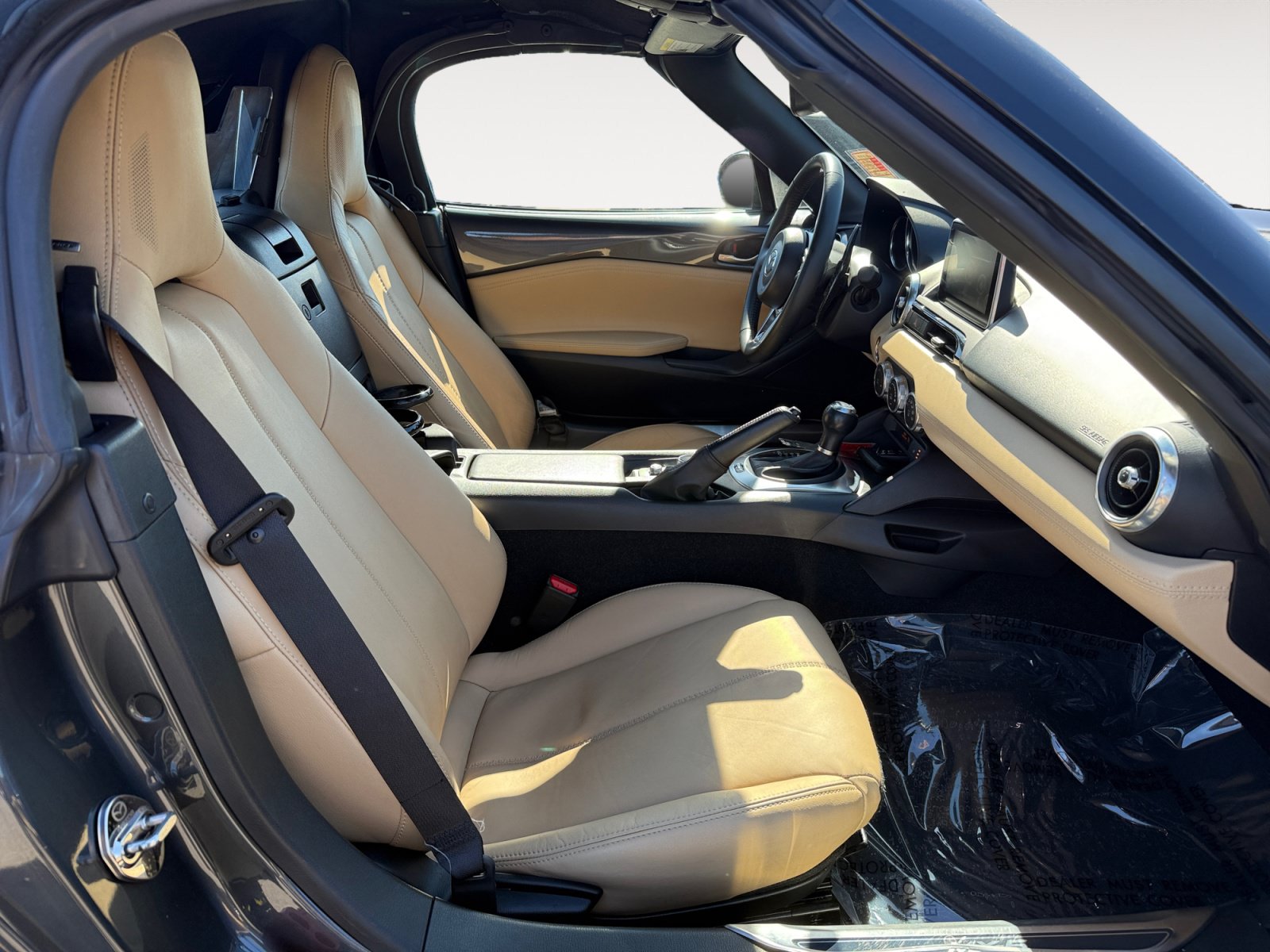 Used 2016 MAZDA MX-5 Miata Grand Touring RWD image 19
