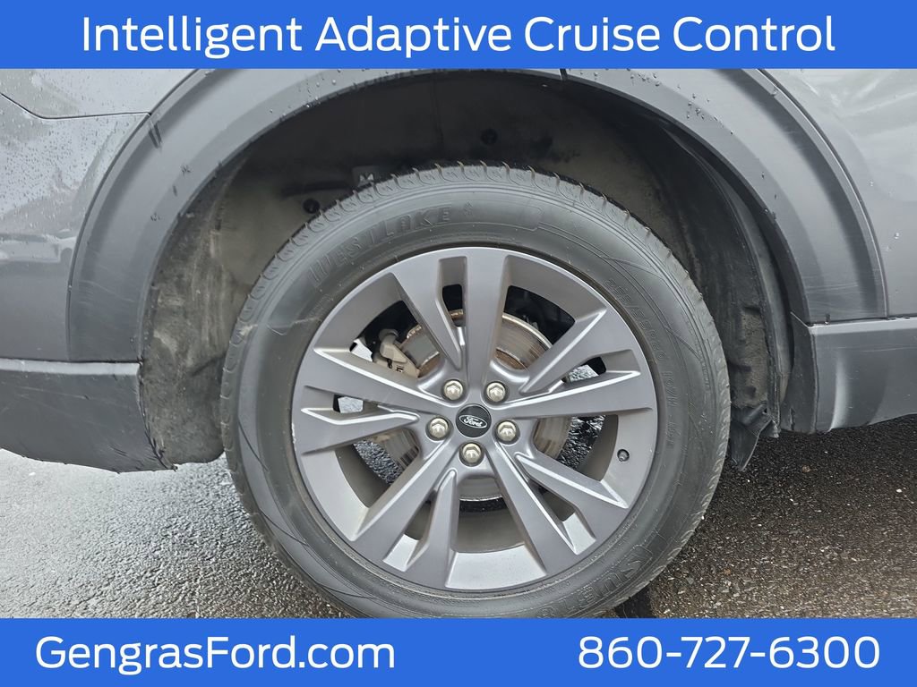 Used 2023 Ford Explorer XLT w/ Equipment Group 202A AWD/4WD image 12