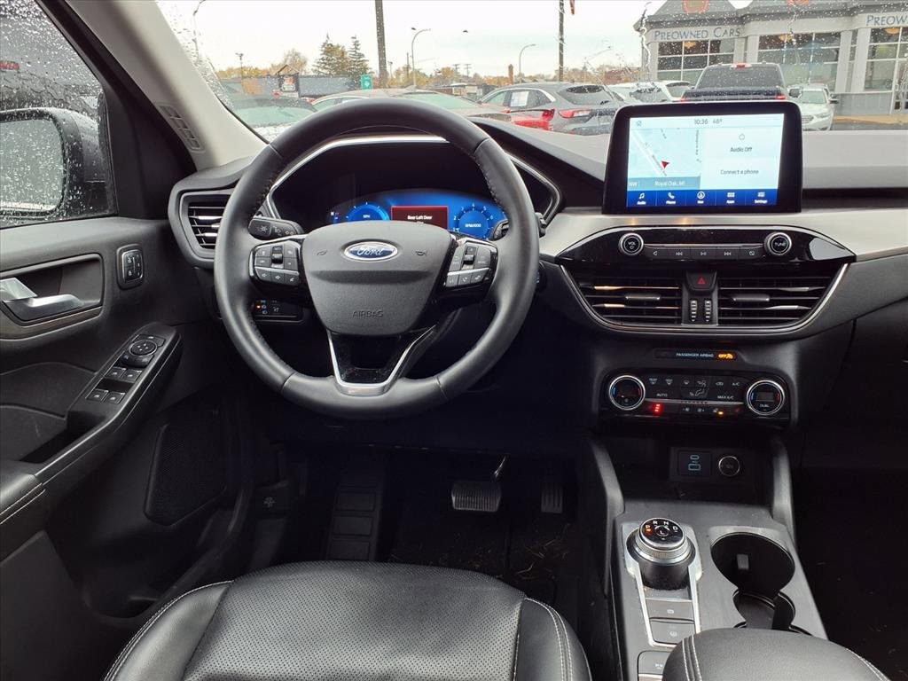 Used 2021 Ford Escape Titanium w/ Class II Trailer Tow Package image 6