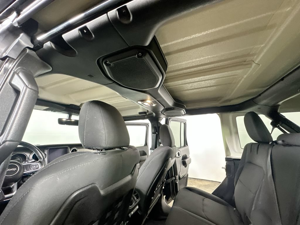 Used 2022 Jeep Wrangler Unlimited Rubicon 4xe w/ Cold Weather Group AWD/4WD image 13