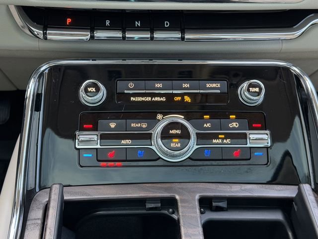 Used 2018 Lincoln Navigator Reserve w/ Technology Package image 20