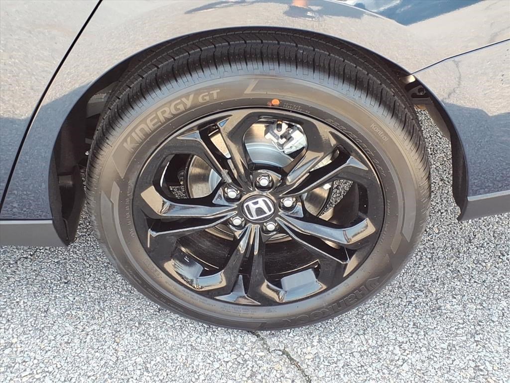 New 2025 Honda Accord SE image 12