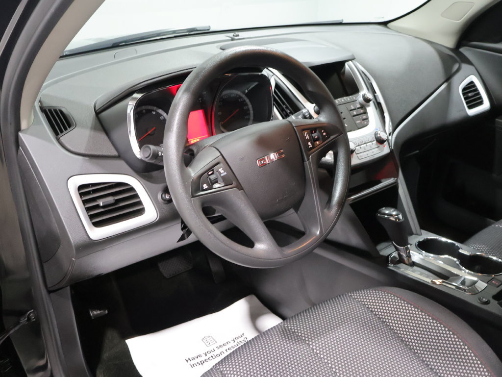 Used 2017 GMC Terrain SLE AWD/4WD image 16