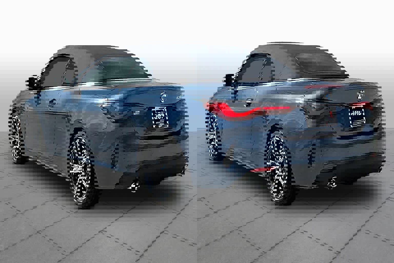 Used 2021 BMW 430i Convertible image 12