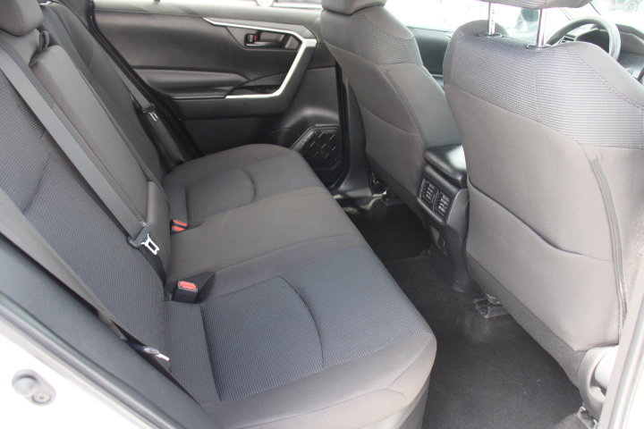 Certified 2025 Toyota RAV4 LE AWD/4WD image 17