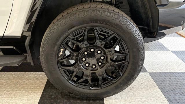 Used 2025 GMC Hummer EV 2X w/ LPO, Cargo Utility Package AWD/4WD image 14