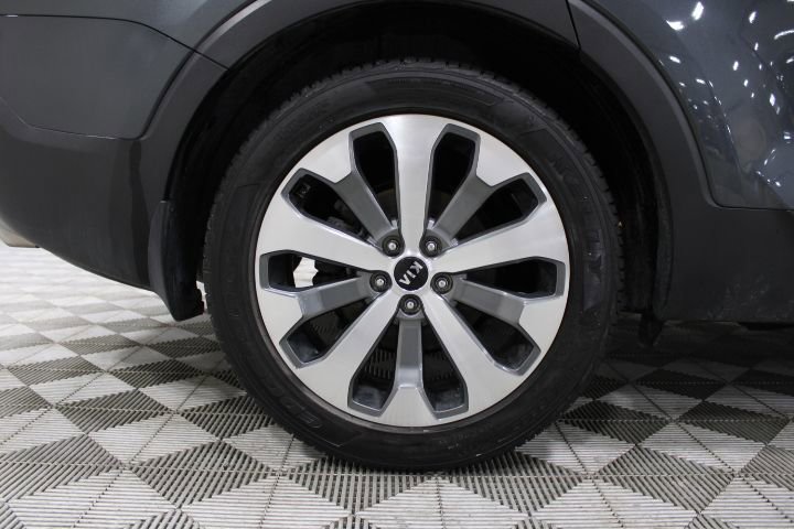 Used 2020 Kia Telluride SX image 46