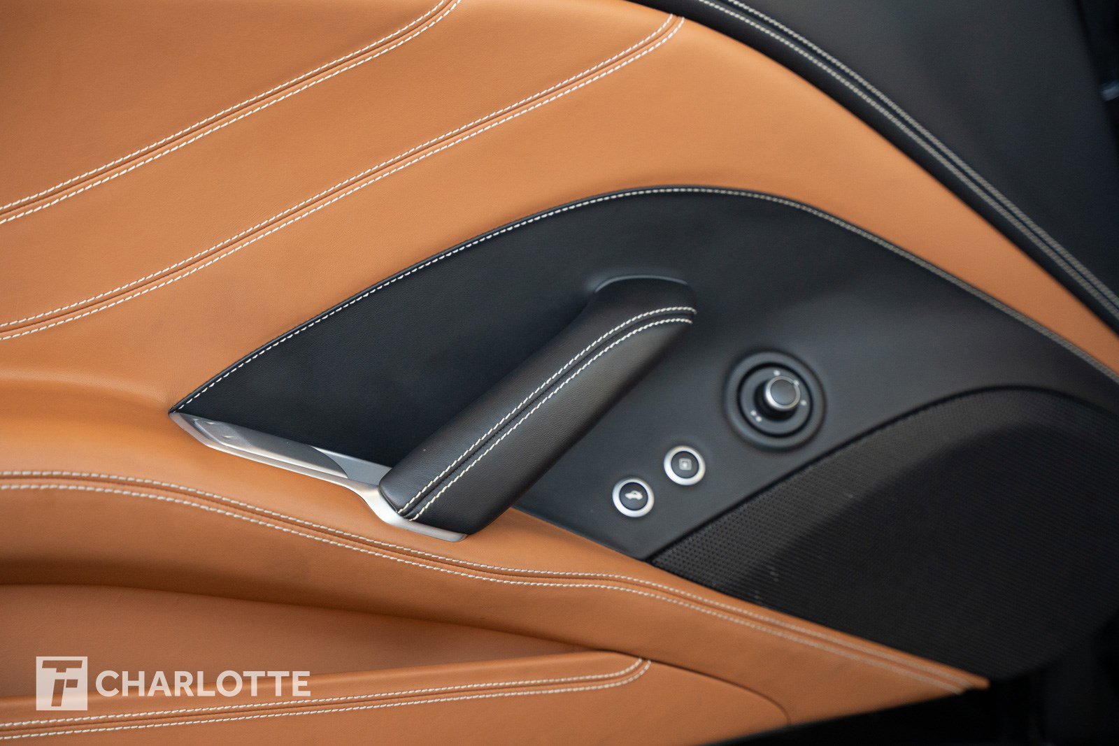 Used 2016 Ferrari California T image 20