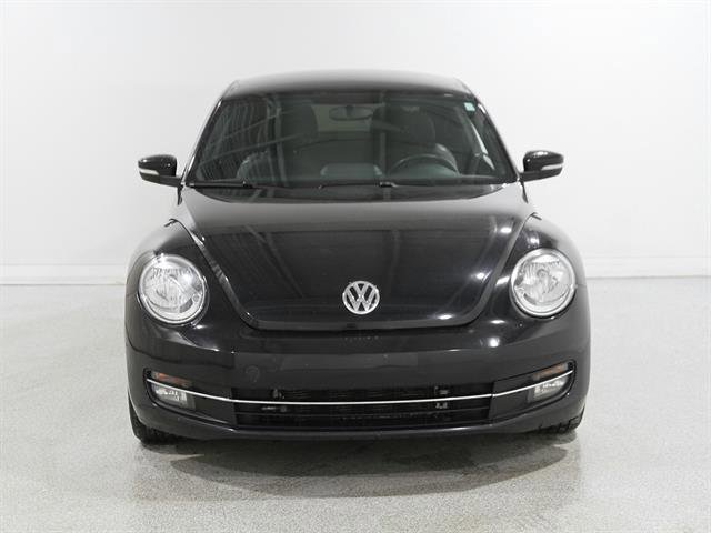 Used 2013 Volkswagen Beetle 2.0T image 2
