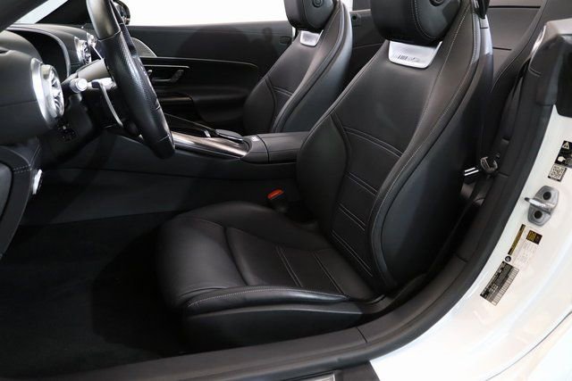Used 2022 Mercedes-Benz SL 55 AMG 4MATIC w/ Driver Assistance Package image 18