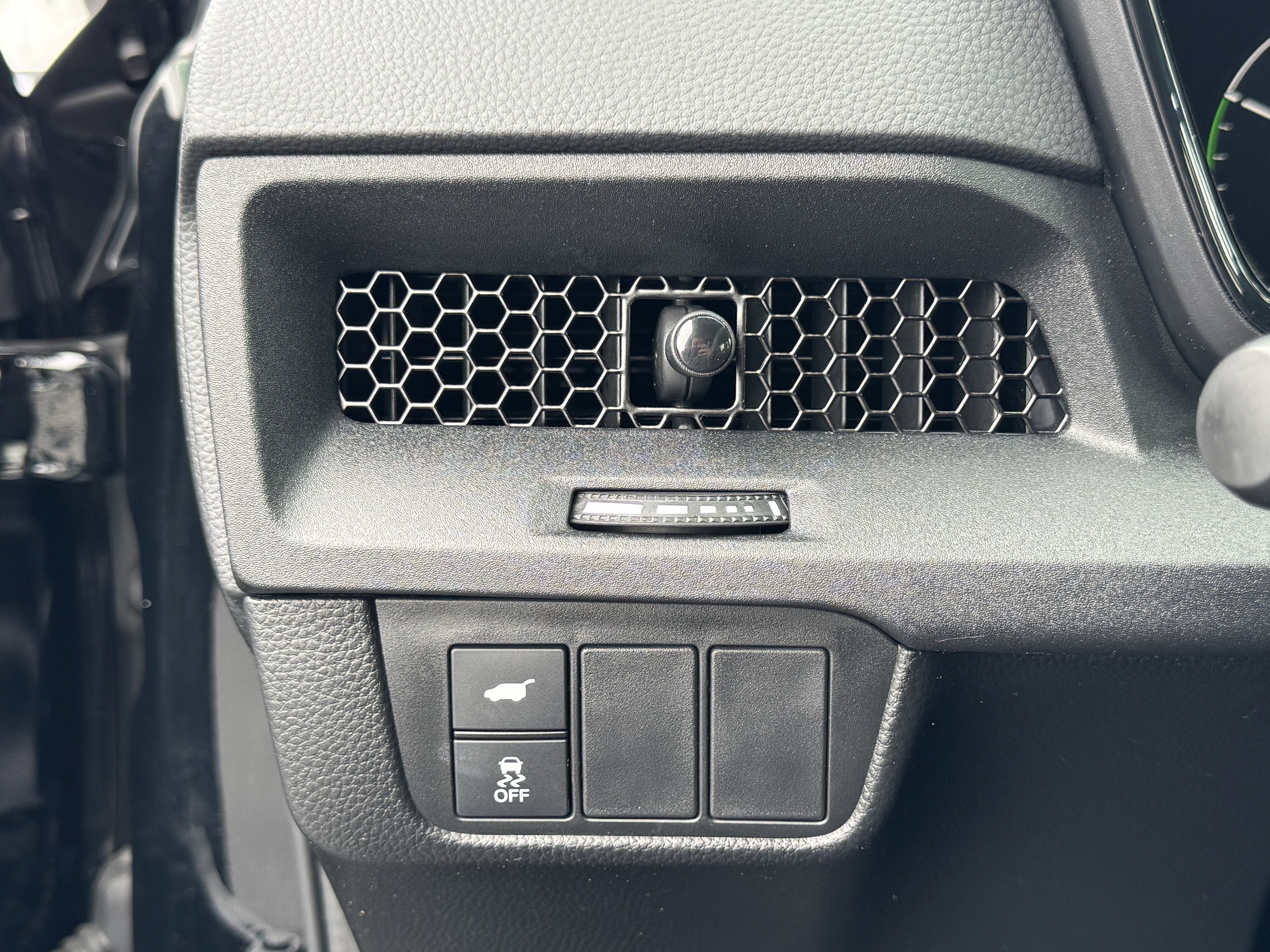 Used 2025 Honda CR-V Sport-L image 30