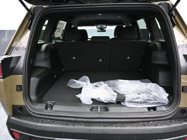 New 2026 Jeep Cherokee Laredo AWD/4WD image 37
