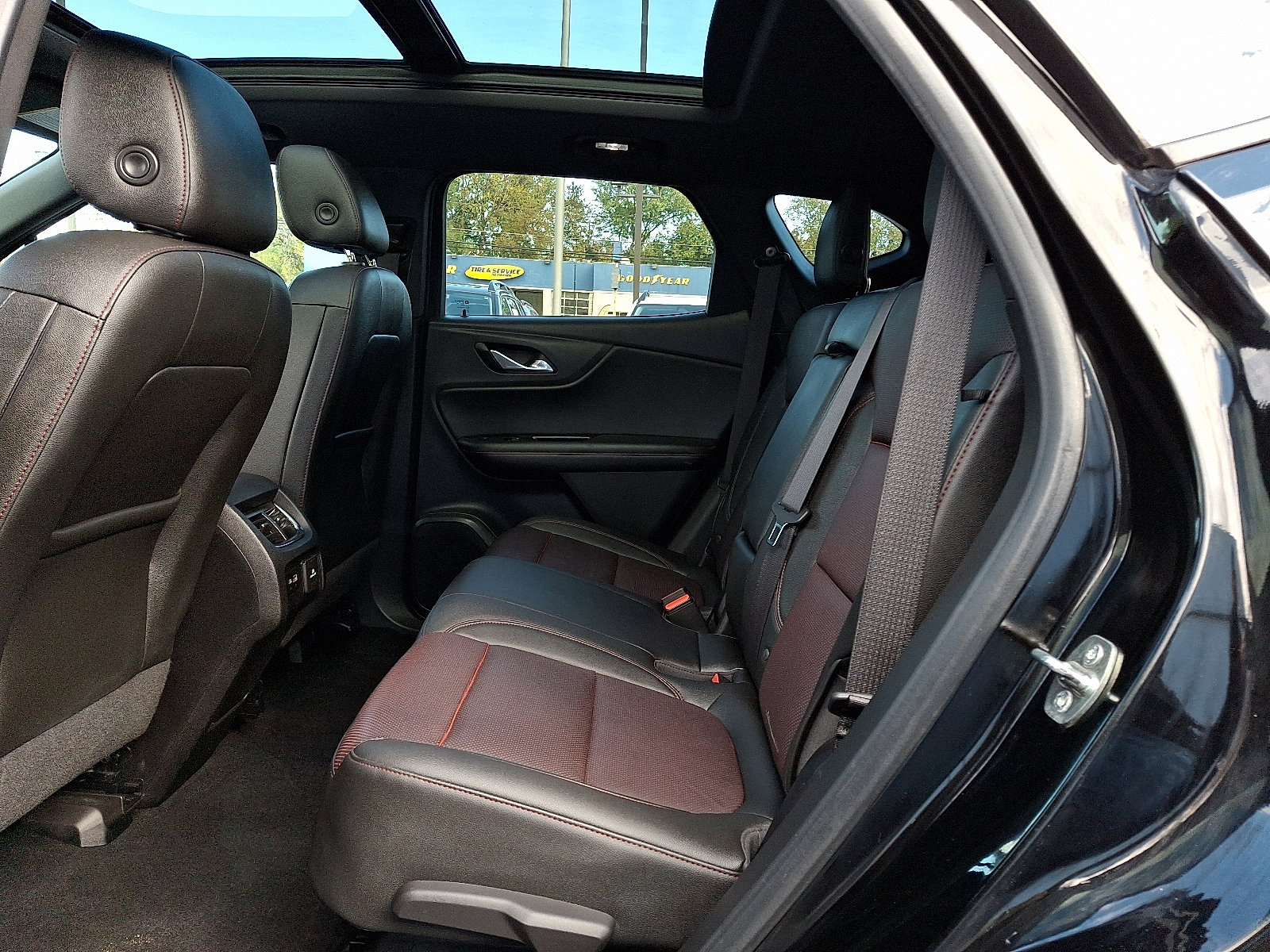 Used 2019 Chevrolet Blazer RS image 10