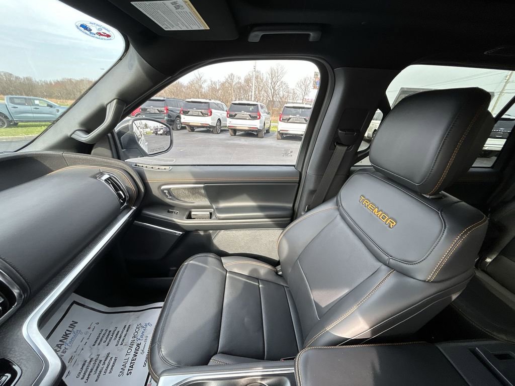 New 2026 Ford Expedition Tremor image 13
