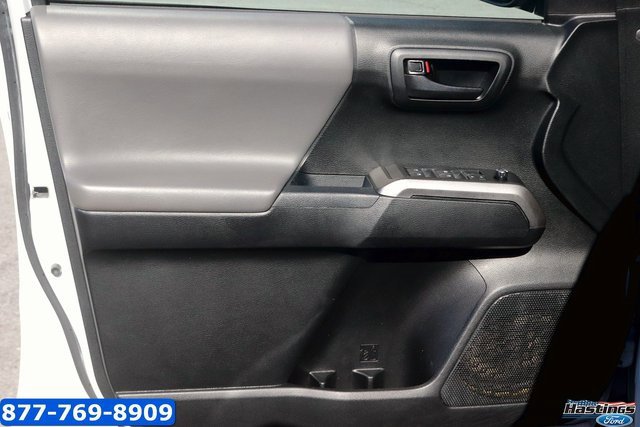 Used 2017 Toyota Tacoma SR5 image 8