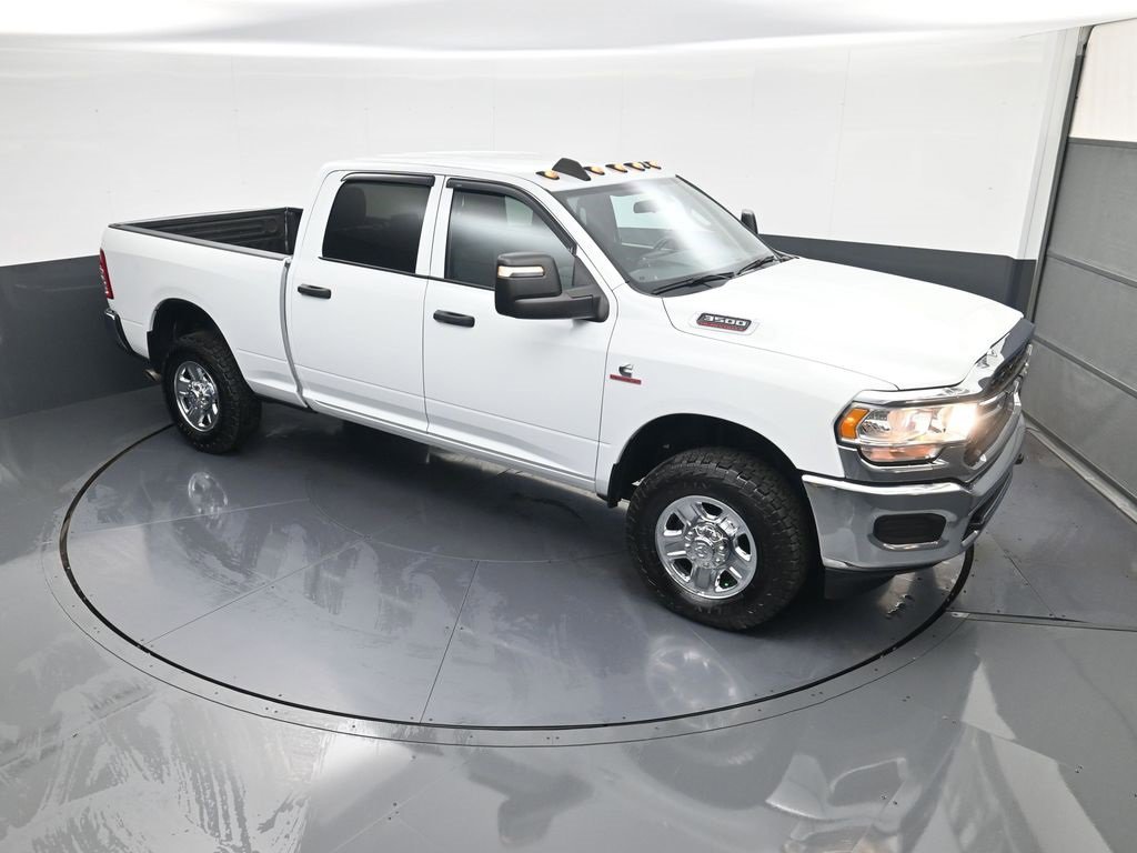 Used 2024 RAM 3500 Tradesman w/ Chrome Appearance Group image 25