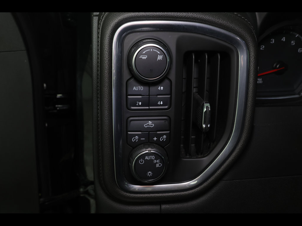 Used 2019 Chevrolet Silverado 1500 LT w/ All-Star Edition AWD/4WD image 13