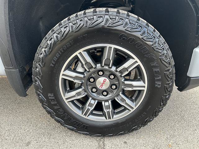 Certified 2024 GMC Sierra 1500 AT4 w/ Technology Package AWD/4WD image 10
